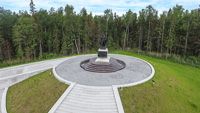 Памятник русскому солдату на трасса М-11