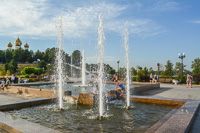 Городской парк для прогулок в городе Ярославль
